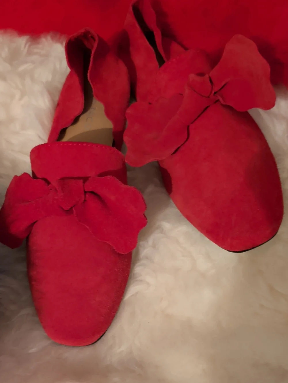 Klub Nico Women’s Red Suede Floral Bow Loafers